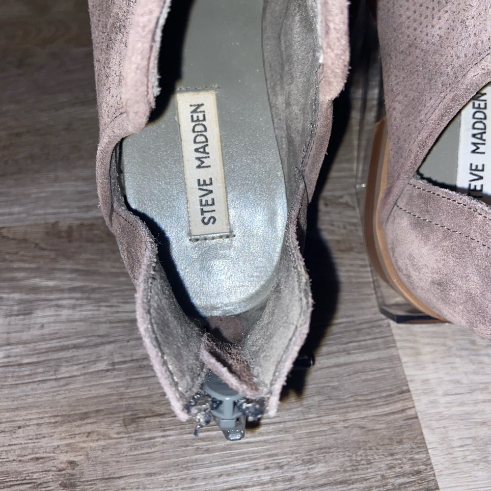 Steve Madden Women’s Lancaster Taupe Suede Ankle Back Zip Booties Size 7.5M  (L) - Picture 7 of 11